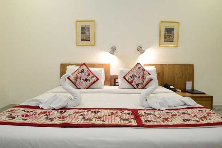 Room 21 of 63