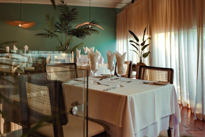Dining 56 of 67