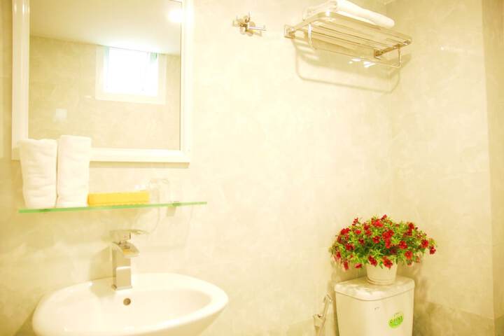 Room 13 of 78