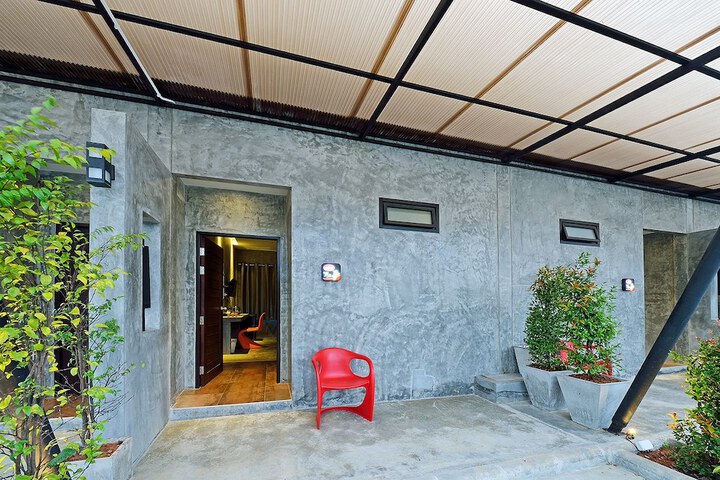 Terrace/Patio 4 of 16