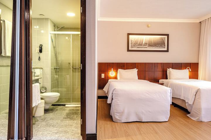 Room 90 of 240