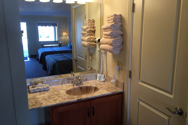Room 12 of 20