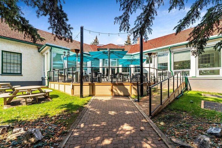 Terrace/Patio 61 of 63