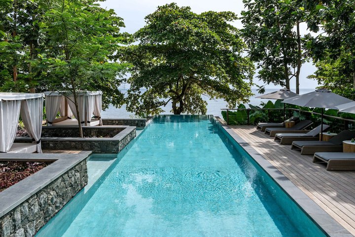 Pool 36 of 65