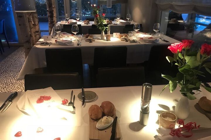 Dining 52 of 61