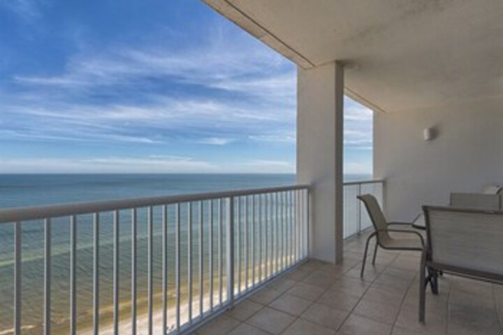 Terrace/Patio 12 of 136