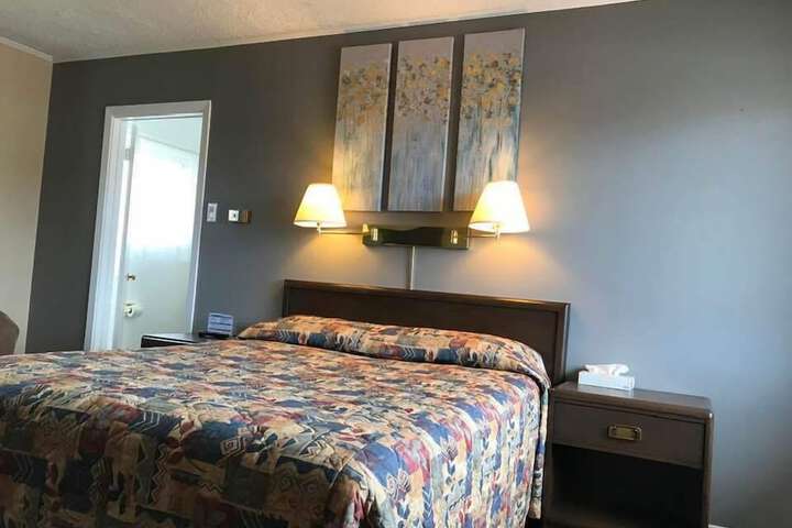 Room 9 of 39