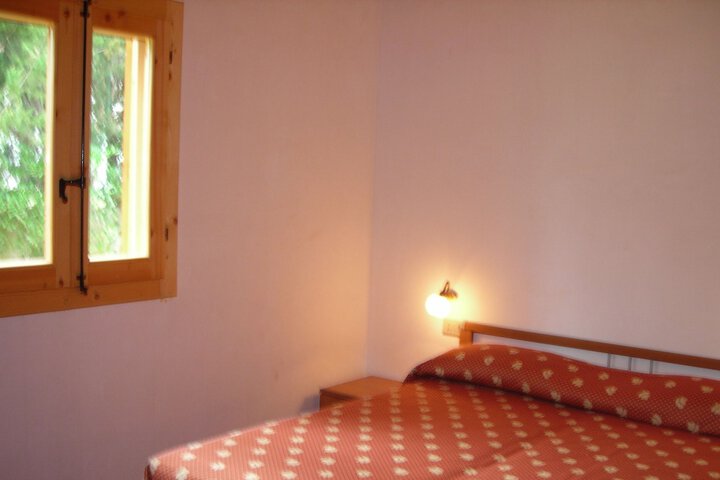Room 2 of 23