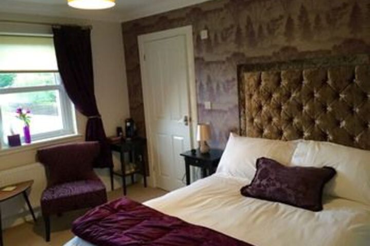 Room 8 of 25