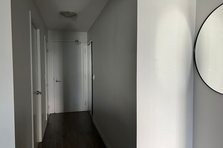 Room 52 of 108