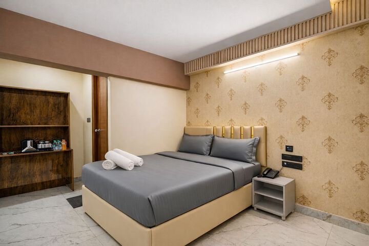 Room 5 of 35