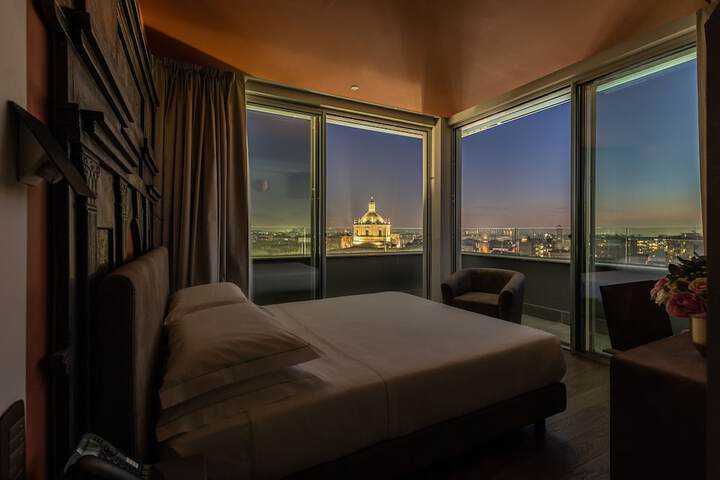 Room 46 of 84