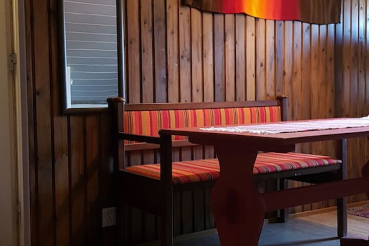 Room 9 of 38