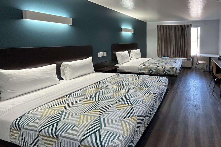 Room 7 of 23