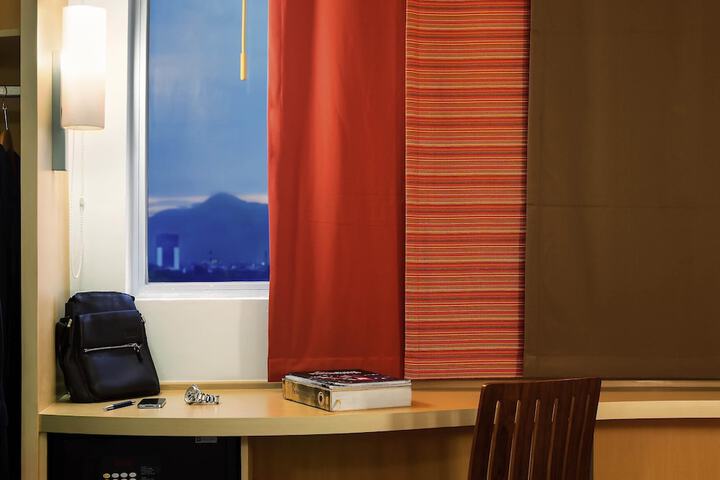 Room 3 of 35