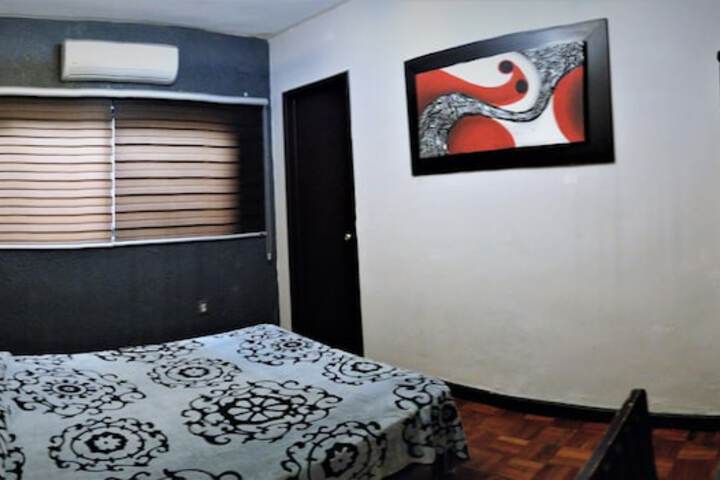 Room 11 of 37
