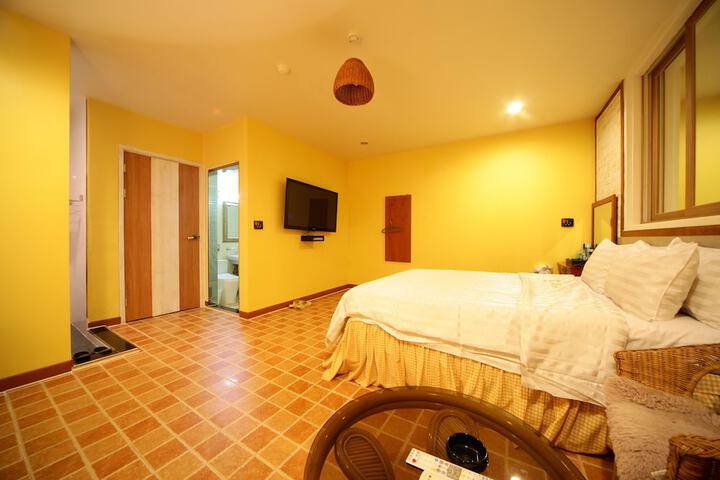 Room 28 of 75