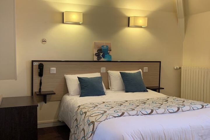 Room 14 of 45