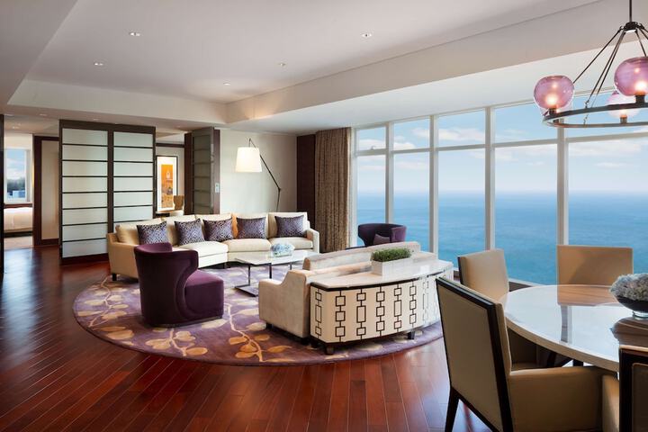 Room 16 of 75