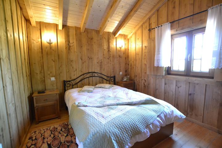 Room 5 of 38