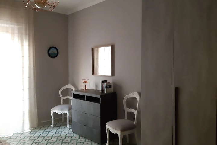 Room 2 of 19