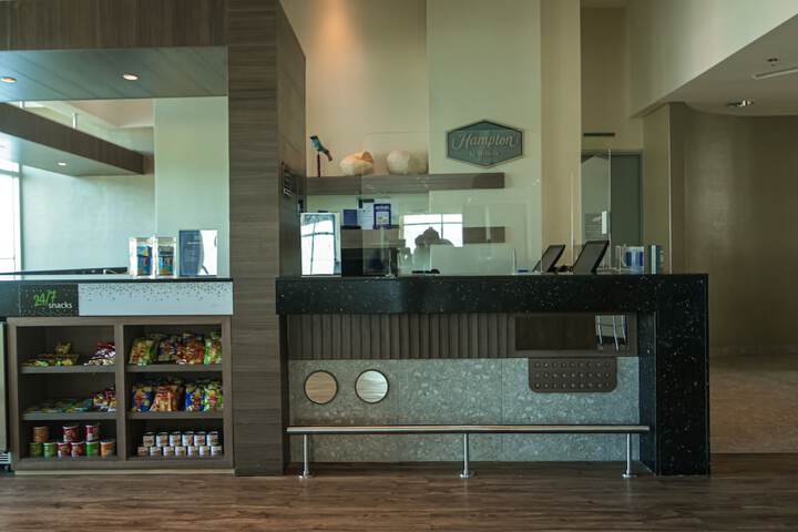 Hotel Interior 7 of 95