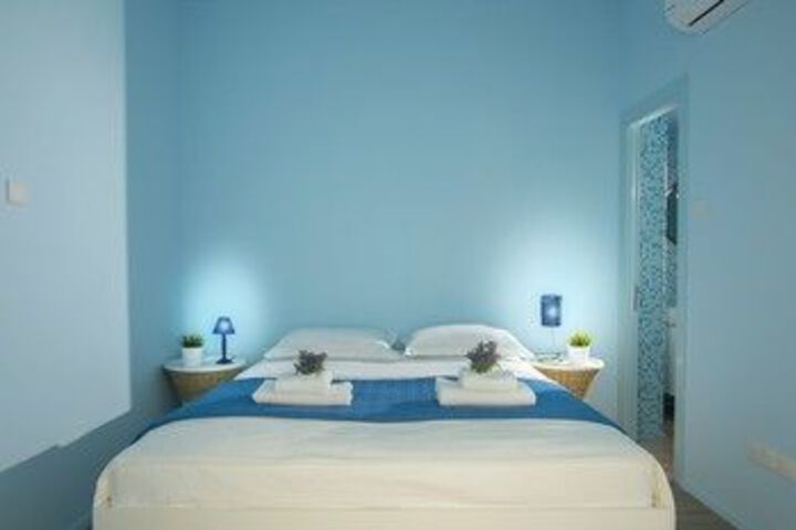 Room 5 of 22