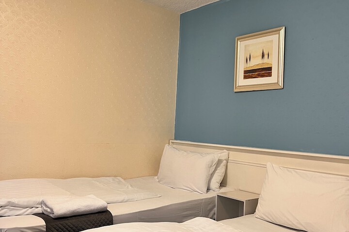 Room 7 of 21