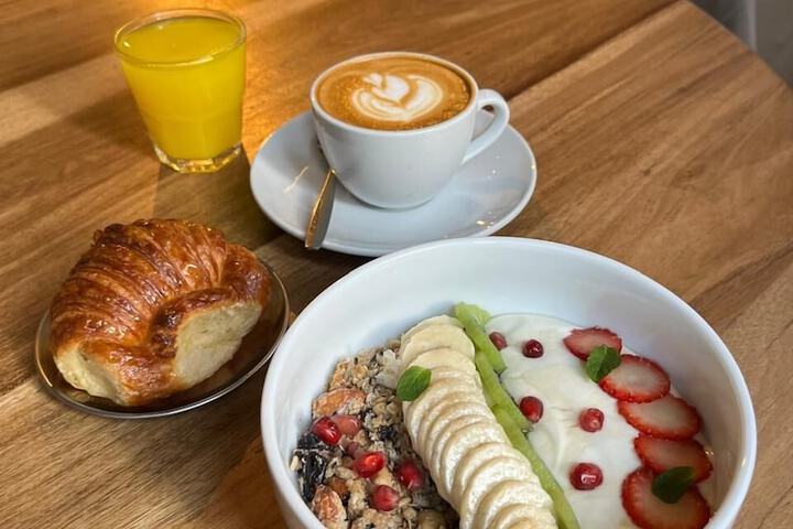 Breakfast/Coffee Service 59 of 72