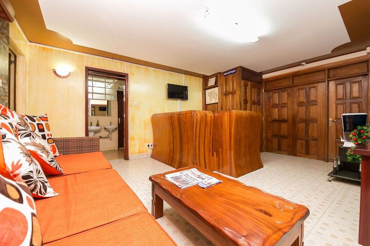 Hotel Interior 7 of 41