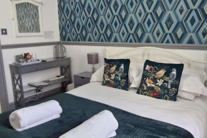 Room 150 of 263