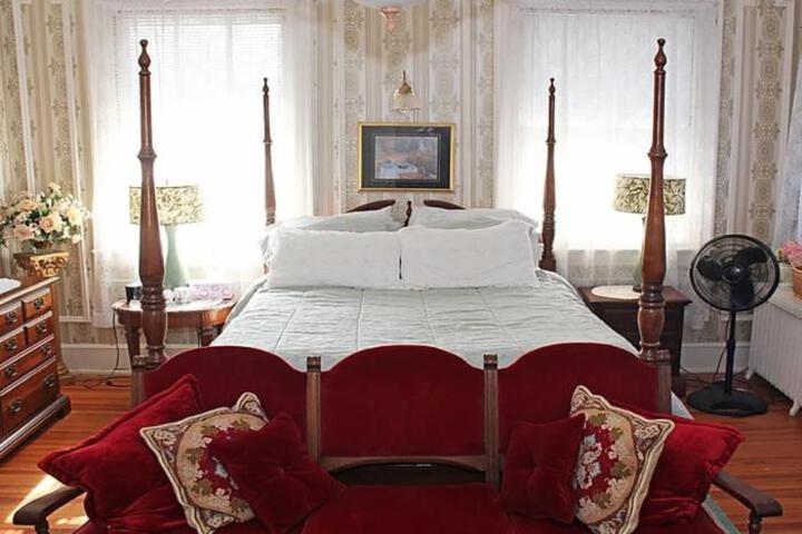 Port City Guest House