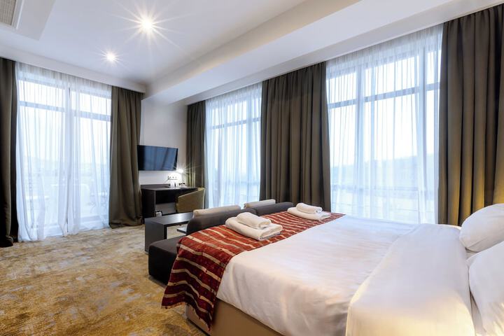 Room 47 of 82