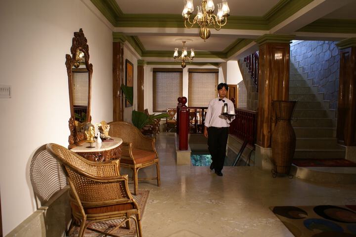 Hotel Lobby