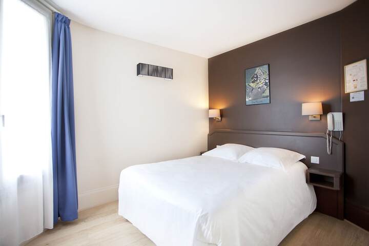 Room 4 of 36