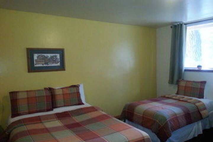 Suite Room