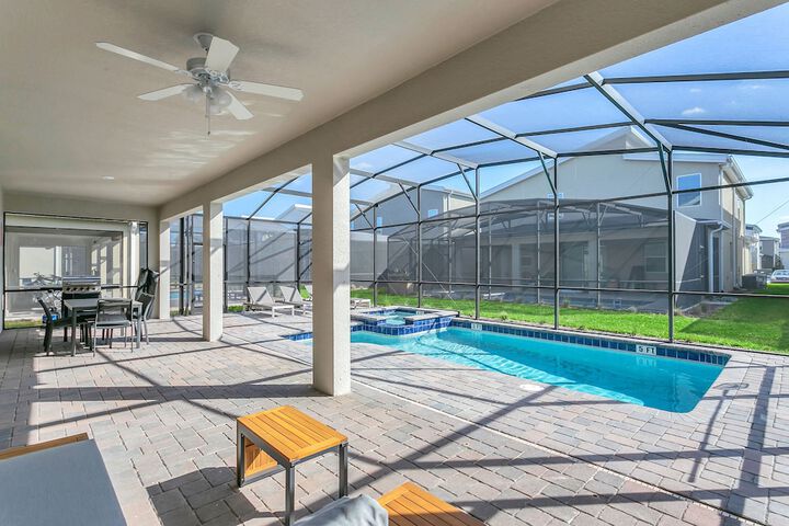 Hotel Interior 7 of 87