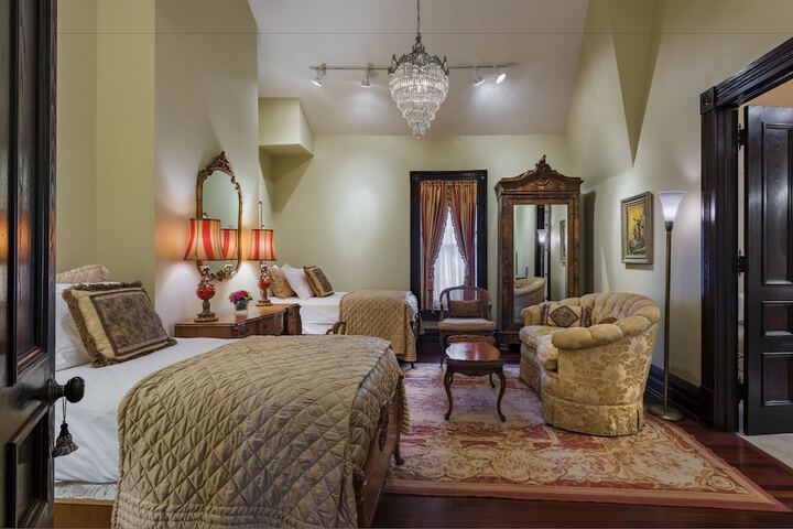 Room 9 of 47
