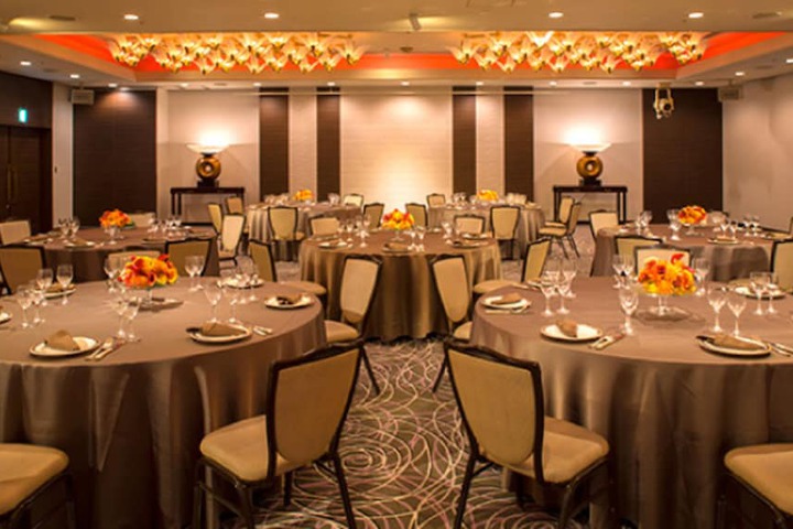 Banquet hall