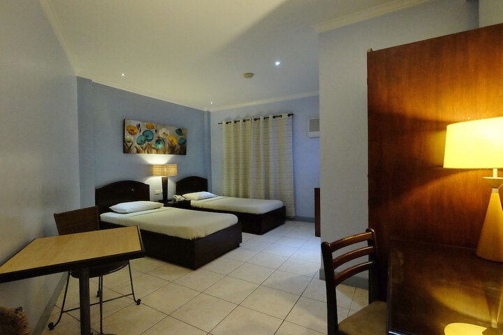 Room 16 of 50