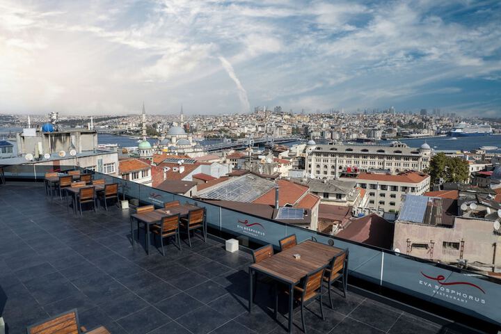Terrace/Patio 122 of 128