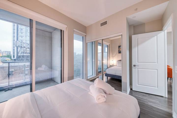 Room 35 of 340