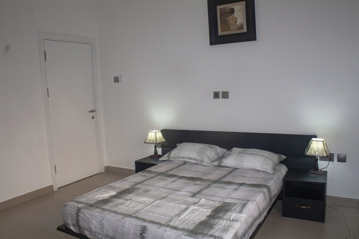 Room 3 of 22