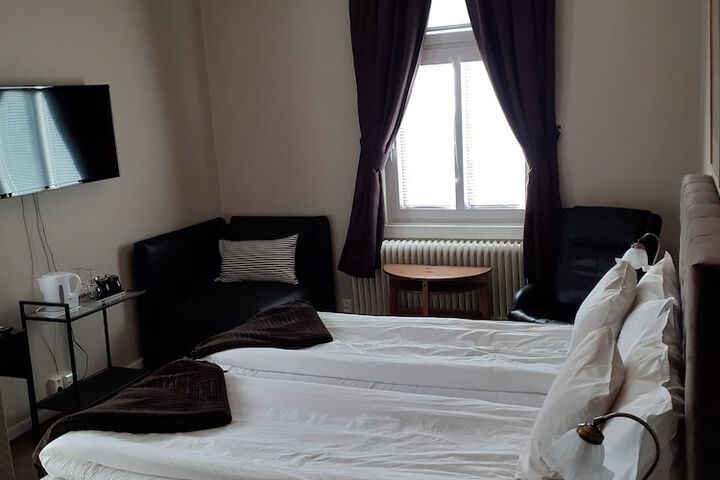 Room 14 of 56