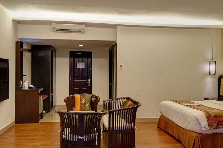 Room 21 of 85