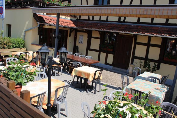 Terrace/Patio 6 of 14