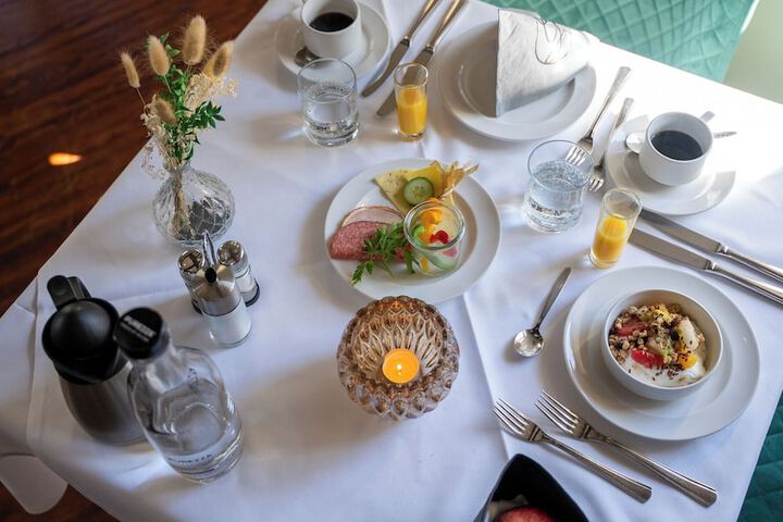 Breakfast/Coffee Service 43 of 54