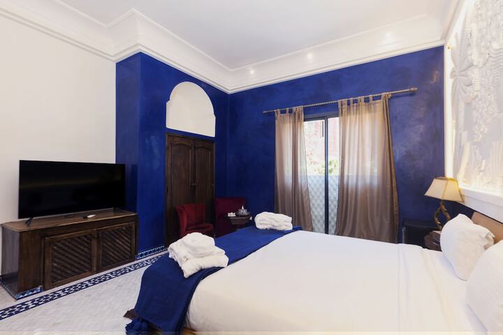Room 6 of 35