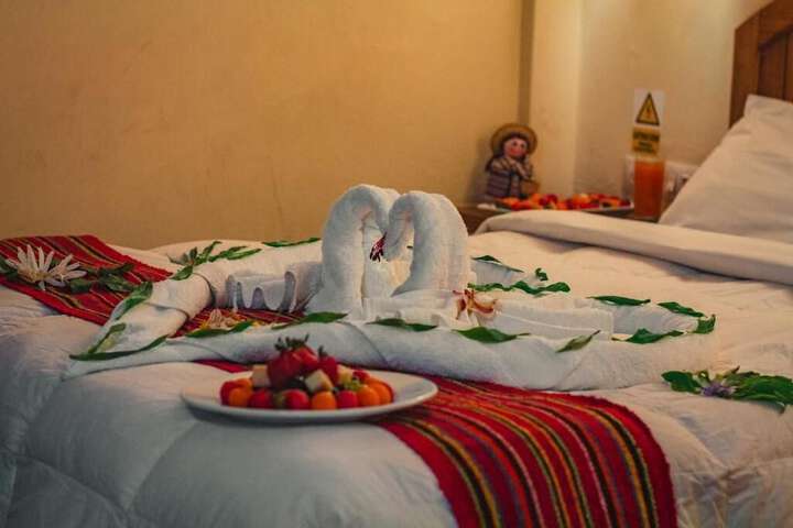 Room 6 of 35