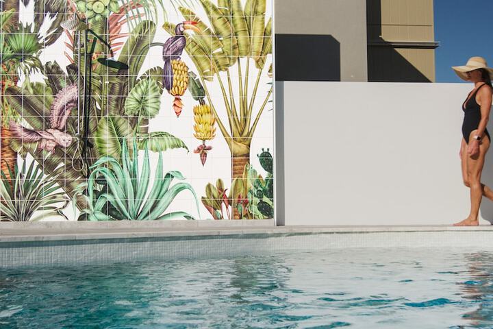 Pool 164 of 193